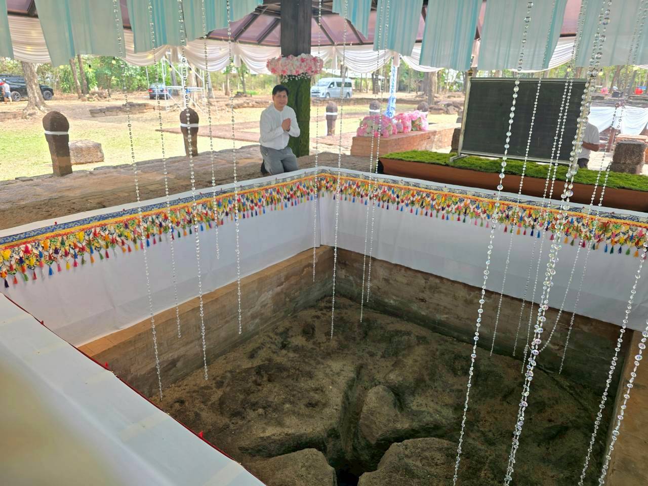 title - วันที่ 24 กุมภาพันธ์ 2569 นายวิทูล ประดิษฐบุญ พร้อมด้วย เจ้าหน้าที่ ส.ป.ก.ปราจีนบุรี เข้าร่วมพิธีบวงสรวงงานเทศกาลมาฆปูรมีศรีปราจีน ครั้งที่ 40